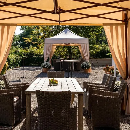 Ferien Und Pferdehof Gut Klein Nienhagen Apartment Kropelin
