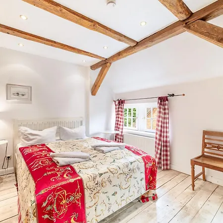 Ferien Und Pferdehof Gut Klein Nienhagen Apartmán *