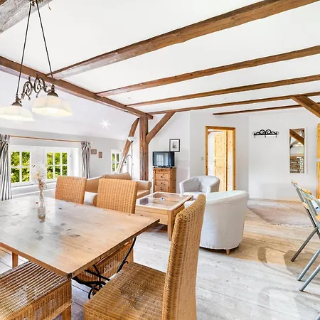 Ferien Und Pferdehof Gut Klein Nienhagen Apartmán *