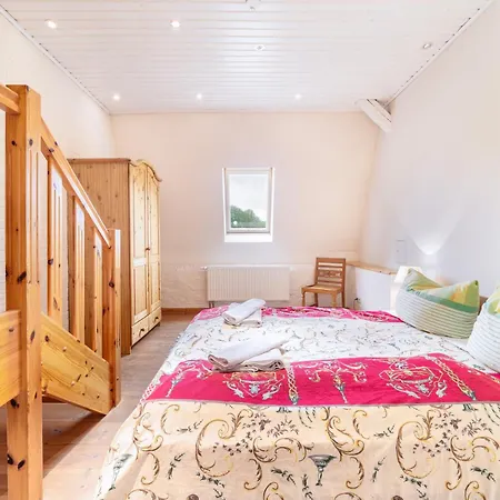Ferien Und Pferdehof Gut Klein Nienhagen Apartment *