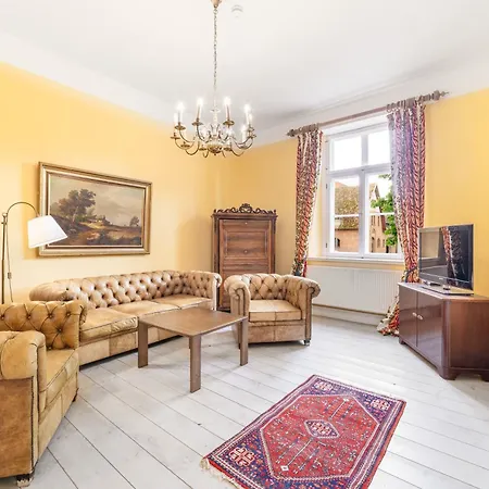 Apartment Ferien Und Pferdehof Gut Klein Nienhagen *